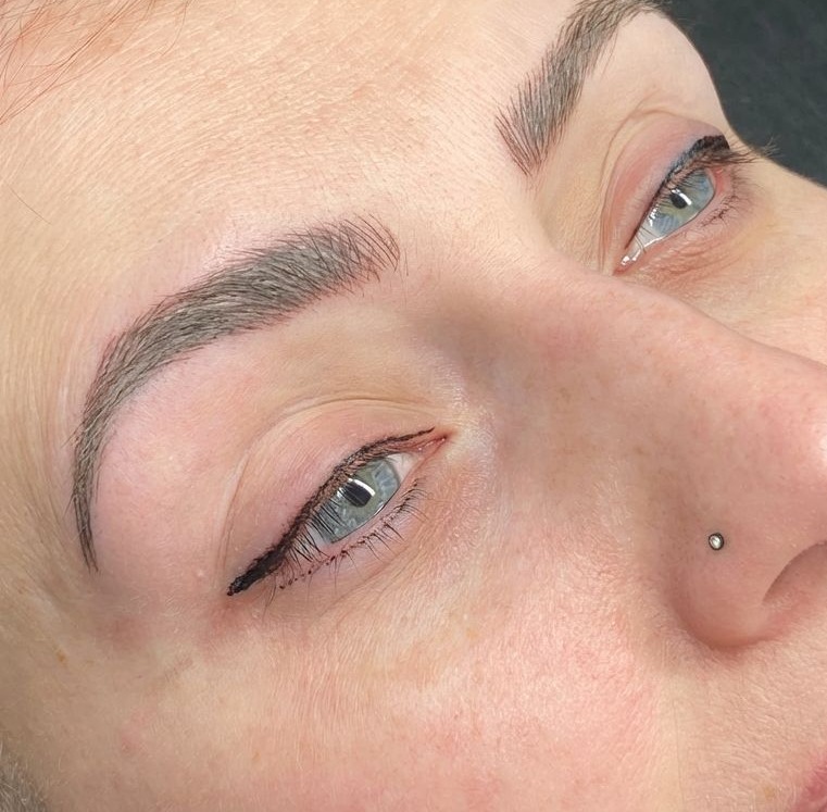 Microblading brows close-up semi-permanent makeup result